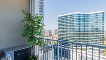 Elite Apartment | Balcony view