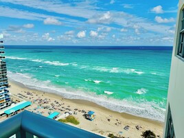 Panoramic Penthouse, 2 Bedrooms, Balcony, Ocean View | Terrace/patio