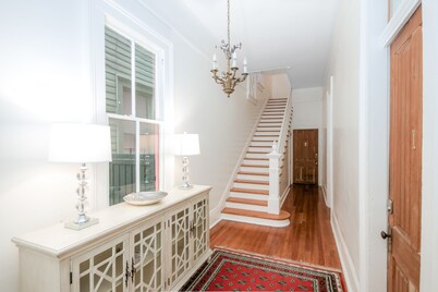 Beautiful Uptown New Orleans w/Pool Near Street Car Line