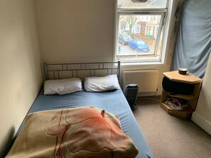 1 bedroom, WiFi, bed sheets - Cosy, Tidy, En-suite in a beautiful location (London)