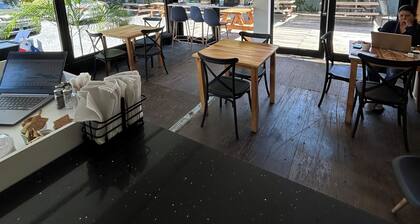 Nomada Container Hotel Panama City