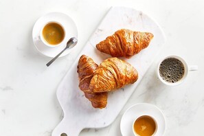 Daily full breakfast for a fee - AC Hotel by Marriott Bridgewater (Bridgewater)