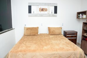Minibar, desk, free WiFi, bed sheets