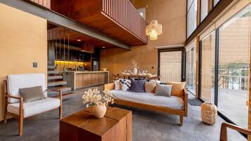 Älytelevisio, takka, videopelejä, pöytätennispöytä