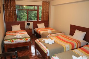Quadruple Room | Iron/ironing board, free WiFi, bed sheets - Hostal Hatun Wasi (Machu Picchu)