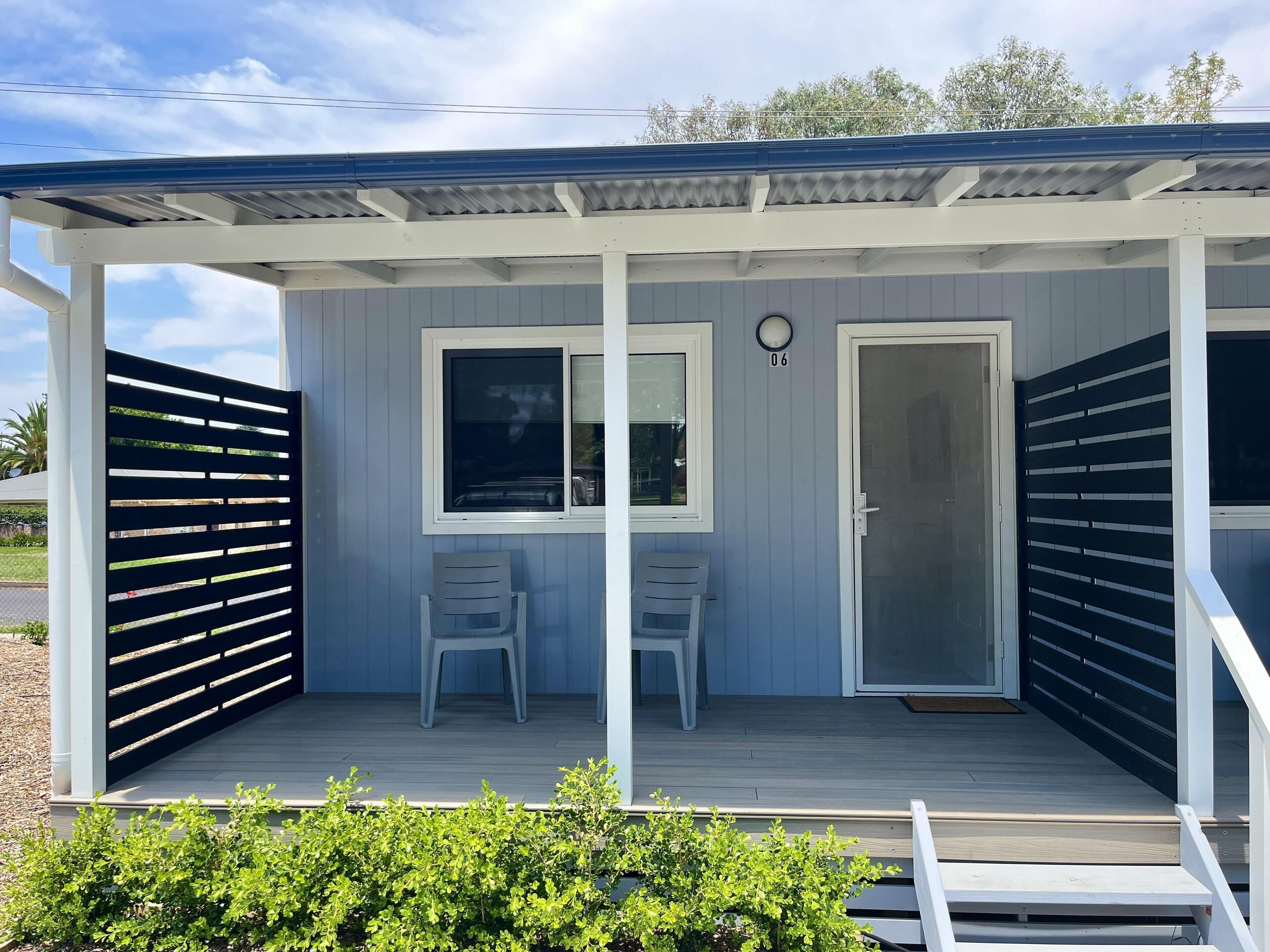 المنشأة من الخارج