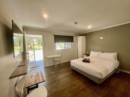 Deluxe Double Room | Bed sheets