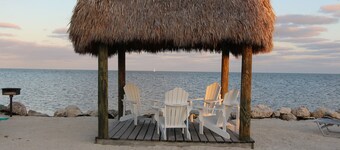 Waterfront Townhouse in Kawama