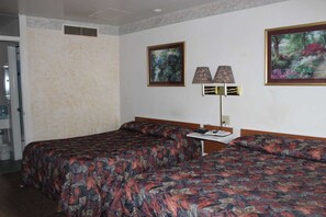 Basic Double or Twin Room, Non Smoking