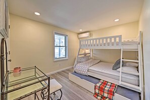 9 Schlafzimmer, Bügeleisen/Bügelbrett, Internetzugang, Bettwäsche