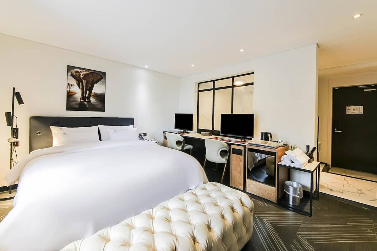 Premium kamer (2 PCs) | Luxe beddengoed, Tempur Pedic-bedden, verduisterende gordijnen