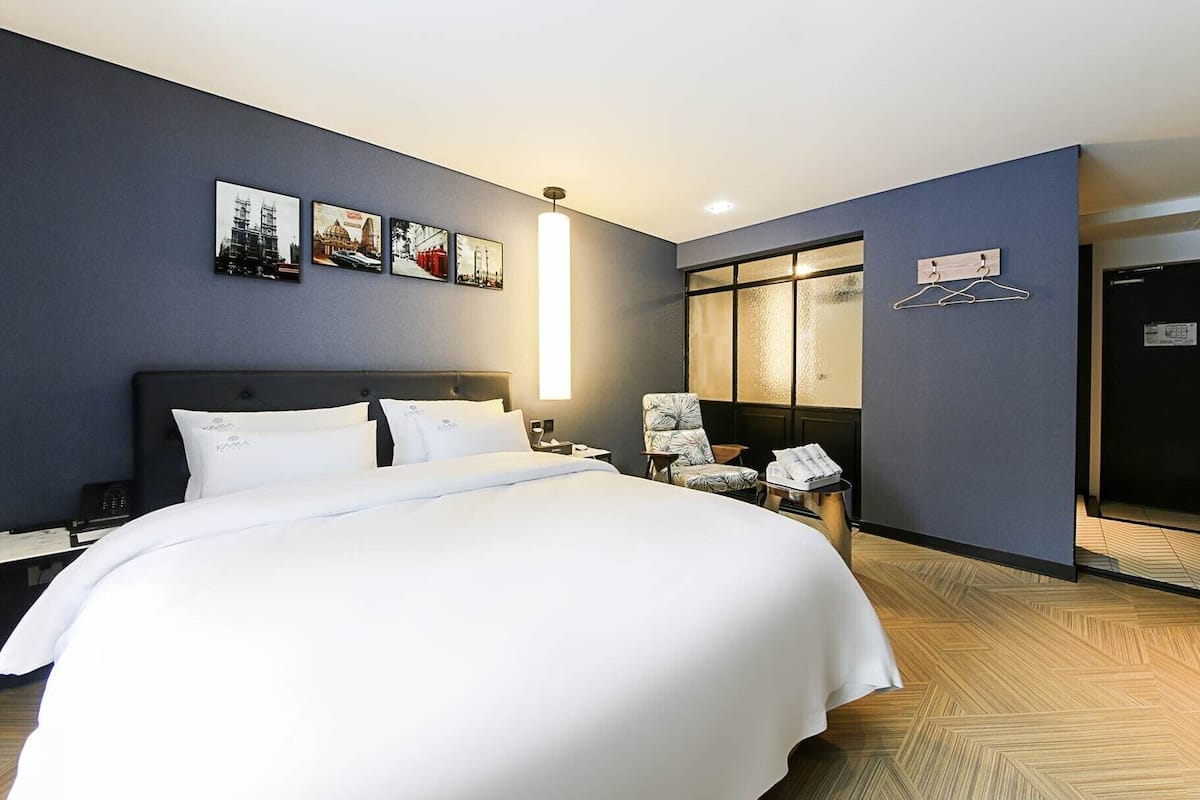 Deluxe kamer | Luxe beddengoed, Tempur Pedic-bedden, verduisterende gordijnen