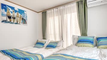 3 bedrooms, iron/ironing board, WiFi, bed sheets