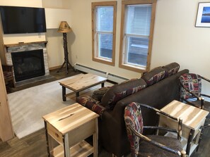 Living area - The Woods Inn (Inlet)