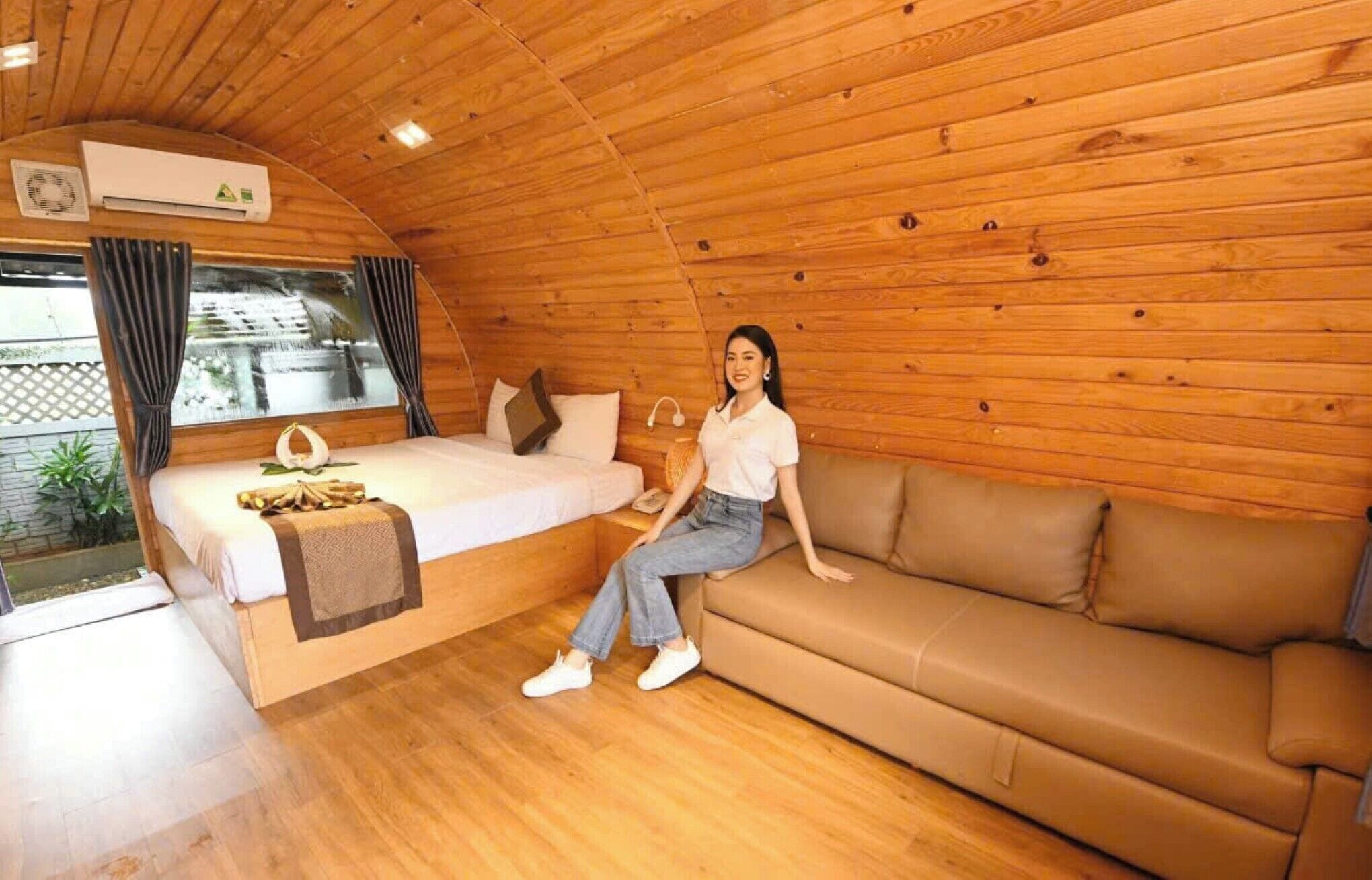 Superior-bungalow | Minibar, pengeskab på værelset, skrivebord, mørklægningsgardiner