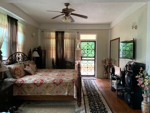 1 Schlafzimmer, Bügeleisen/Bügelbrett, Reisekinderbett, kostenloses WLAN