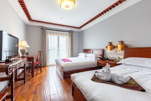 View from room - Hejing Zemeixuan Boutique Hotel (Huangshan)