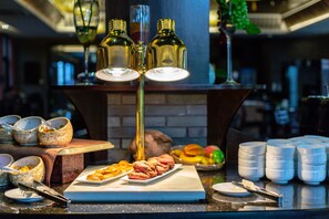 Daily buffet breakfast for a fee - Hejing Zemeixuan Boutique Hotel (Huangshan)
