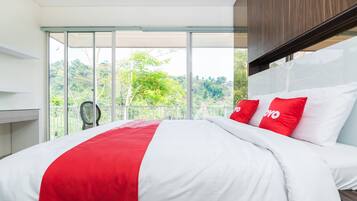 Phòng Suite Deluxe | 1 phòng ngủ, bàn, truy cập Internet không dây miễn phí, bộ trải giường
