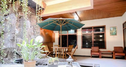 OYO 1761 Hotel Dirgahayu