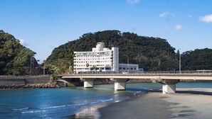 星評価なしの画像、5 / 140、ボタン