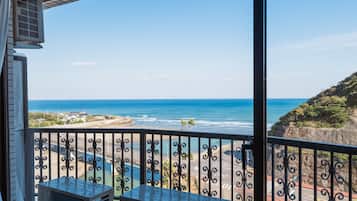 Deluxe Twin Room, Non Smoking, Sea View | 1 bedroom, desk, laptop workspace, iron/ironing board