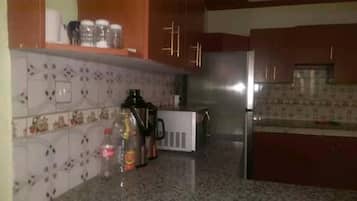 Apartemen | Dapur pribadi | Lemari es, microwave, oven, dan penanak nasi