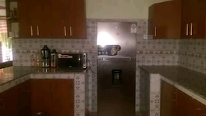 Appartement | Cuisine privée | Réfrigérateur, micro-ondes, four, cuiseur de riz