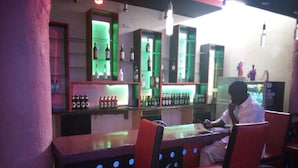Ảnh chưa phân loại, 2 trong số 19 ảnh, nút