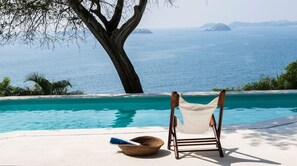 Alberca al aire libre 