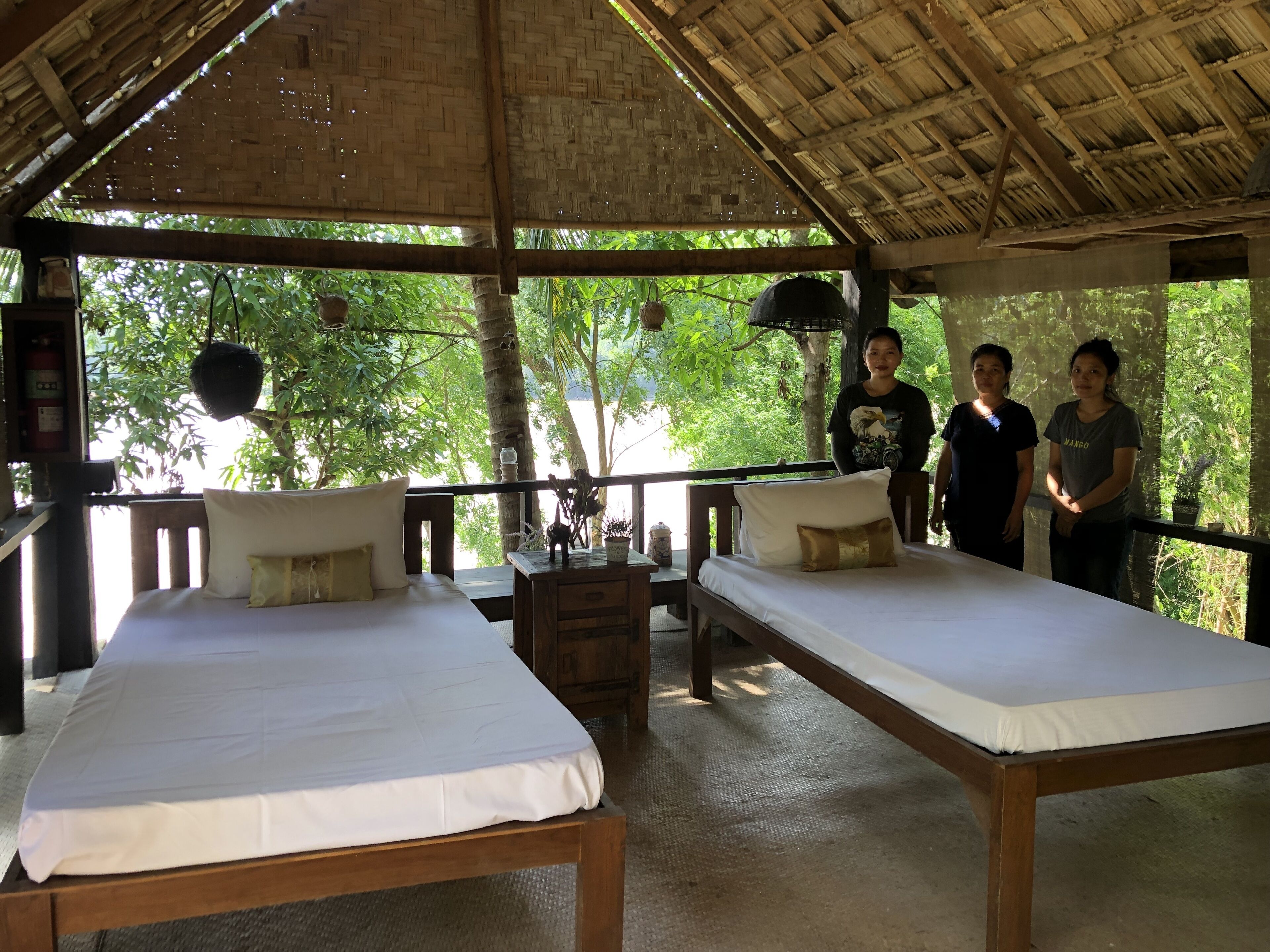 Tiefengewebe-Massagen, Thai-Massagen