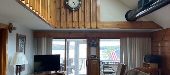 Weirs Beach - PRIME LOCATION!!!