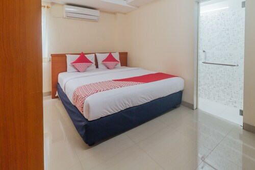 OYO 1448 Mangga Dua Guest House