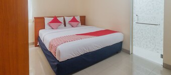 OYO 1448 Mangga Dua Guest House