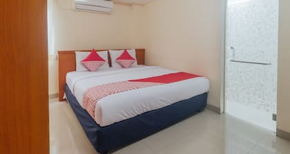 OYO 1448 Mangga Dua Guest House