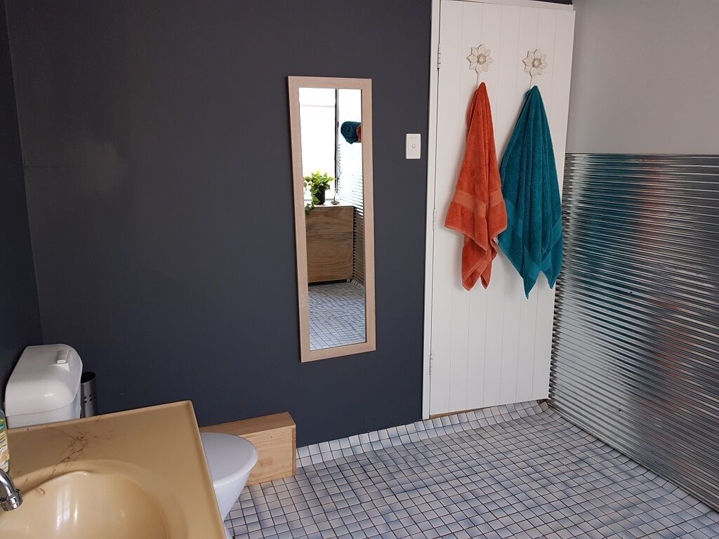 Red Dog's Retreat and Pup with a pool & ocean views. WiFi & Linen included — image 18