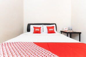 Standard Double Room | Wi-fi percuma, cadar katil 
