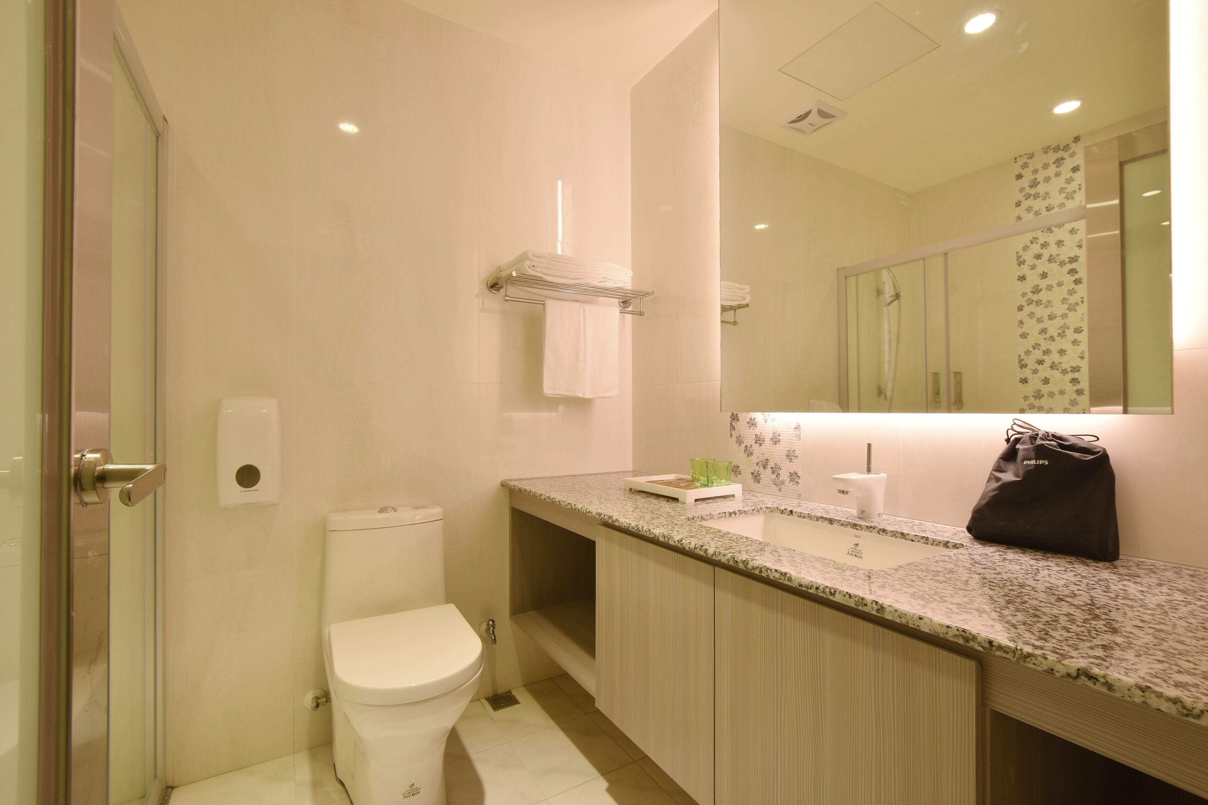 shower, free toiletries, hair dryer, slippers