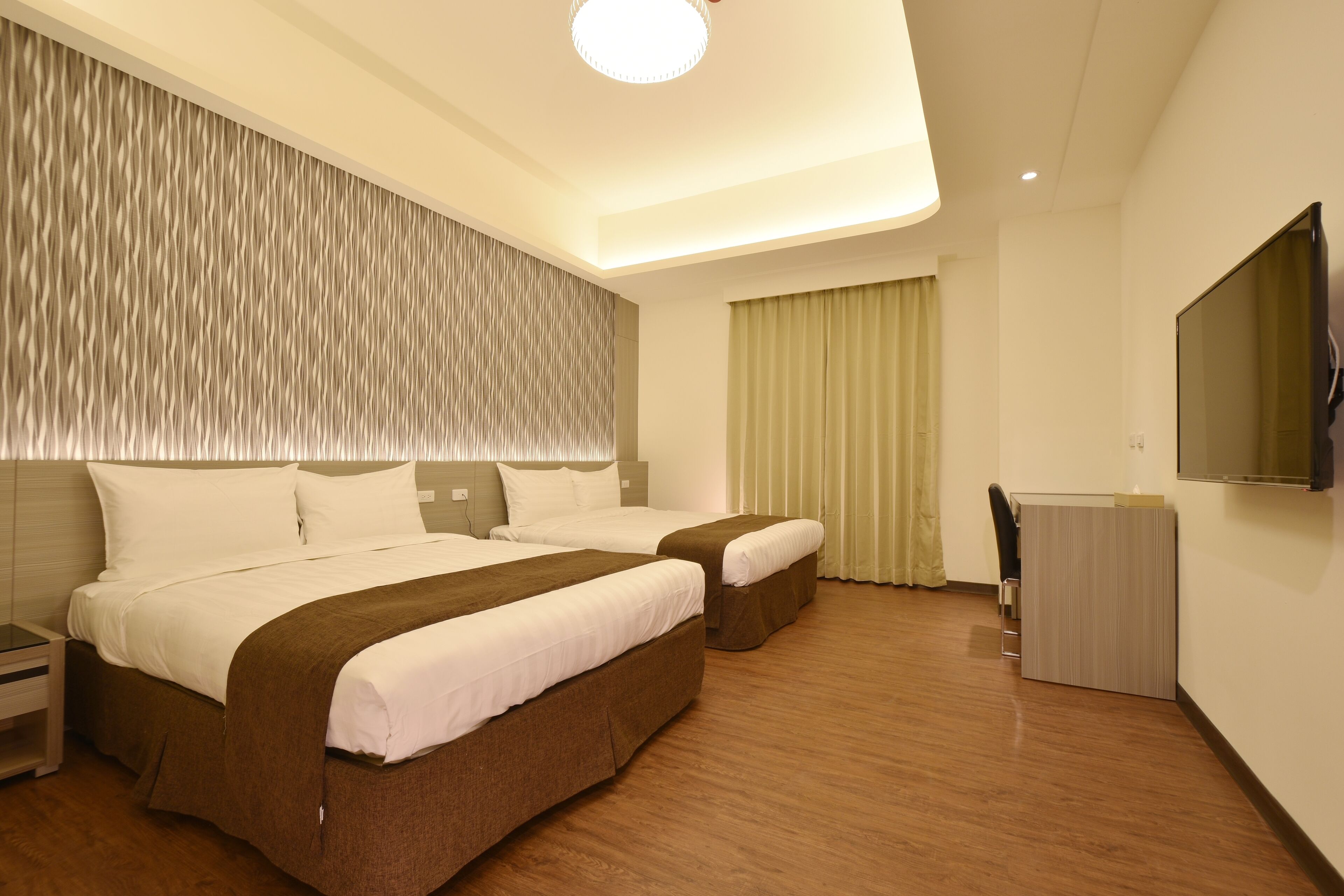 standard quadruple room | down duvets, desk, soundproofing, free wifi