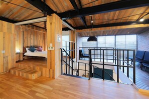 Luxury Room | Desk, blackout curtains, free WiFi, bed sheets - HOTALU Universal Vacation Kan (Osaka)