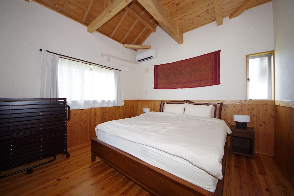 Vila (Sky, High, 2F) | 1 quarto, ferros/tábuas de passar roupa, Wi-Fi de cortesia