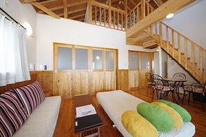 Sky Villa High (2F) | In-room dining - Nakijin Sky Villa (Nakijin)