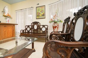 Sittområde i lobbyn