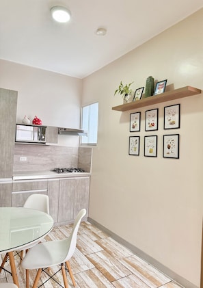 Dining - Surrounded by the best that the Miraflores District offers. (Miraflores)