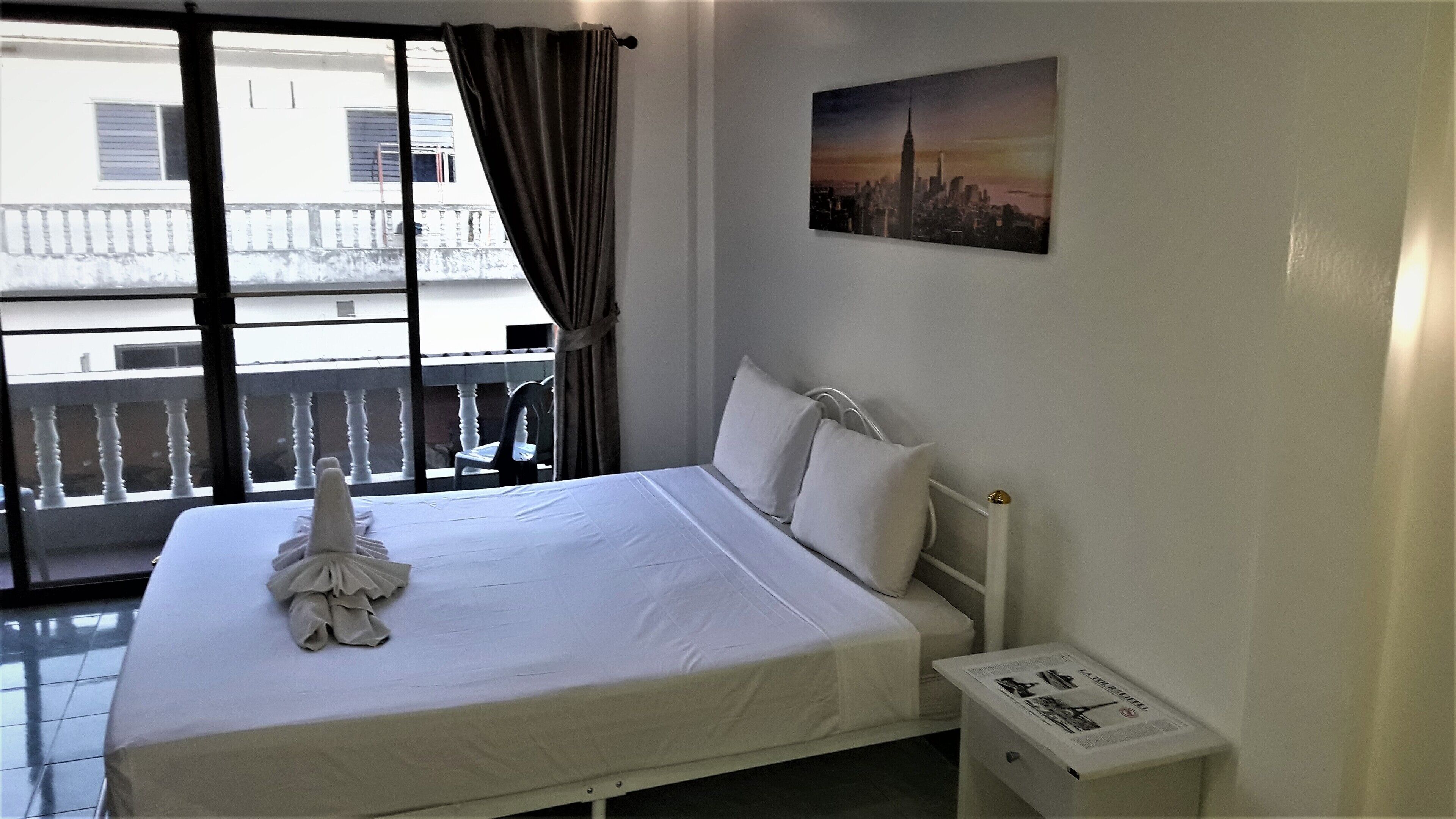 1 bedroom, in-room safe, blackout drapes, WiFi