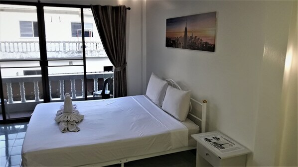 1 bedroom, in-room safe, blackout curtains, WiFi