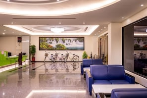 Bicycling - Yundu Business Hotel (Mailiao)