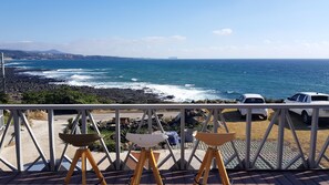Panoramic House, Ocean View (Cozy) | Bicycling - Jeju Witch's Hill (Seogwipo)