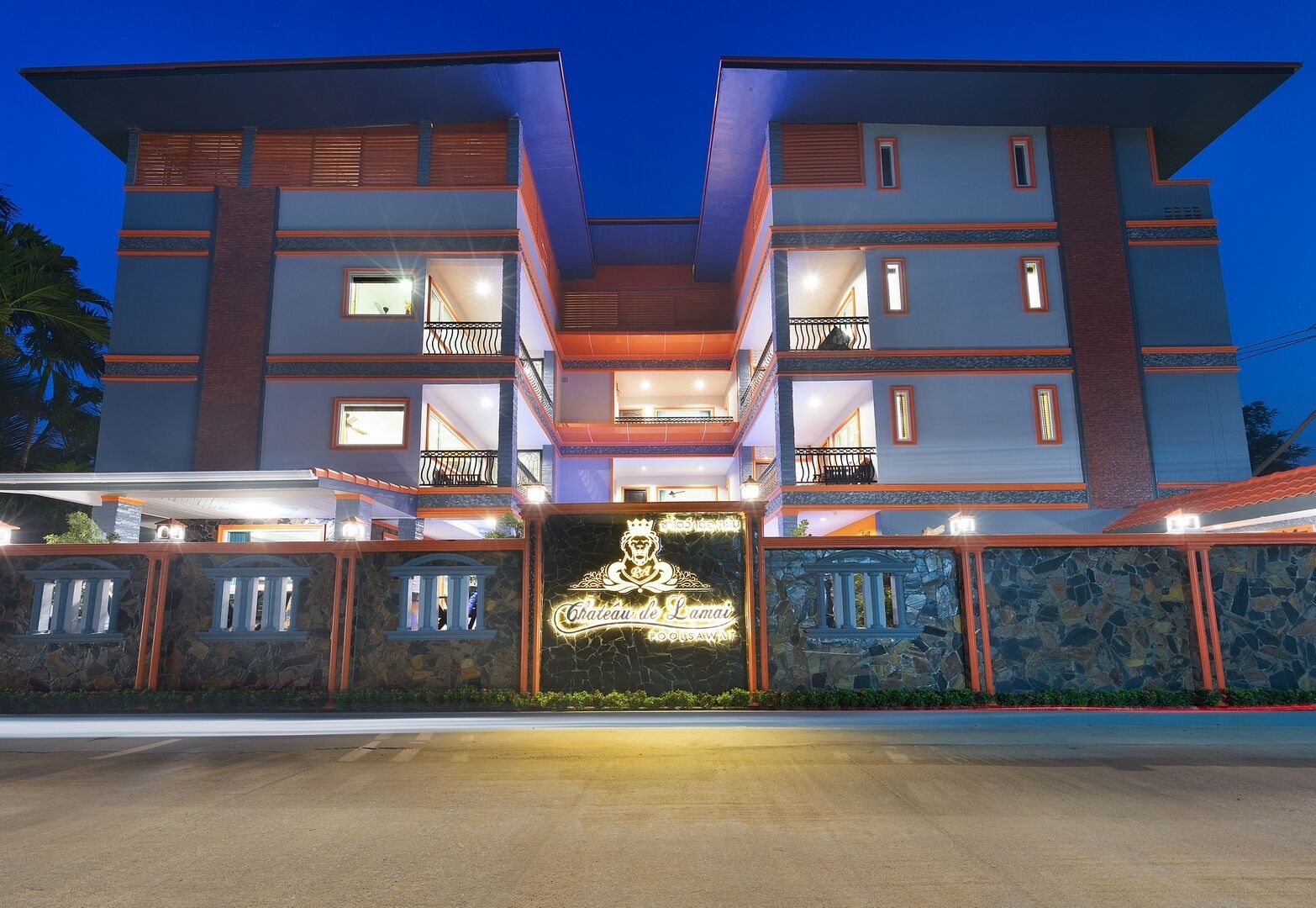 Front of property – evening/night