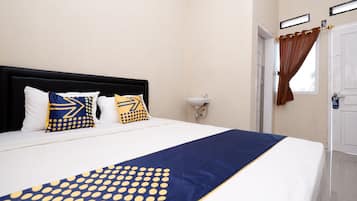 Desk, free WiFi, bed sheets